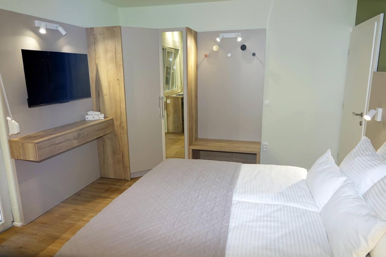 Apartments Bombonin Makarska Eksteriør billede
