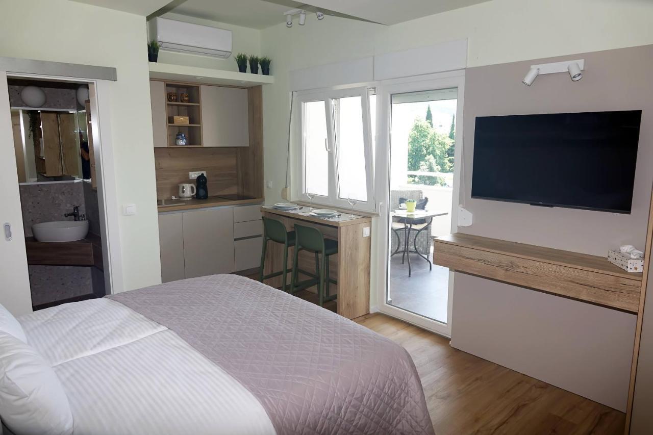 Apartments Bombonin Makarska Eksteriør billede